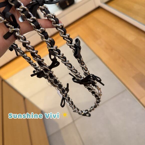 NWT Bundle Coach Chain Strap Bows Silver/Black cy260 & CY677 Large Maggie Sand - Picture 4 of 12